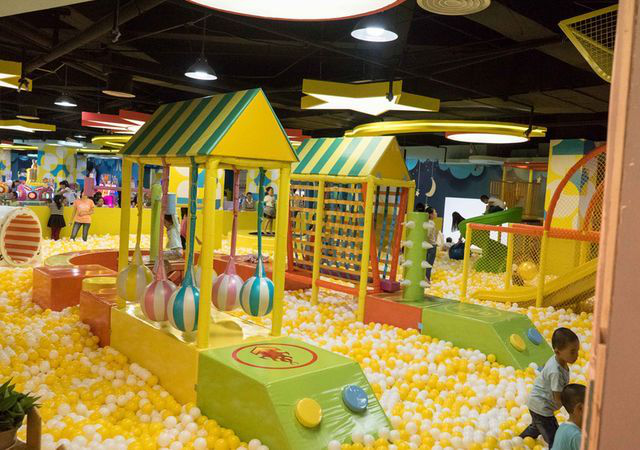 室内儿童乐园一般开多大？