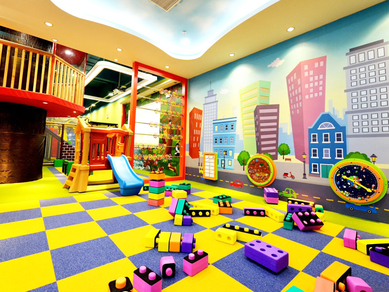 室内儿童乐园盈利最多的时间？哪些时间盈利最好?